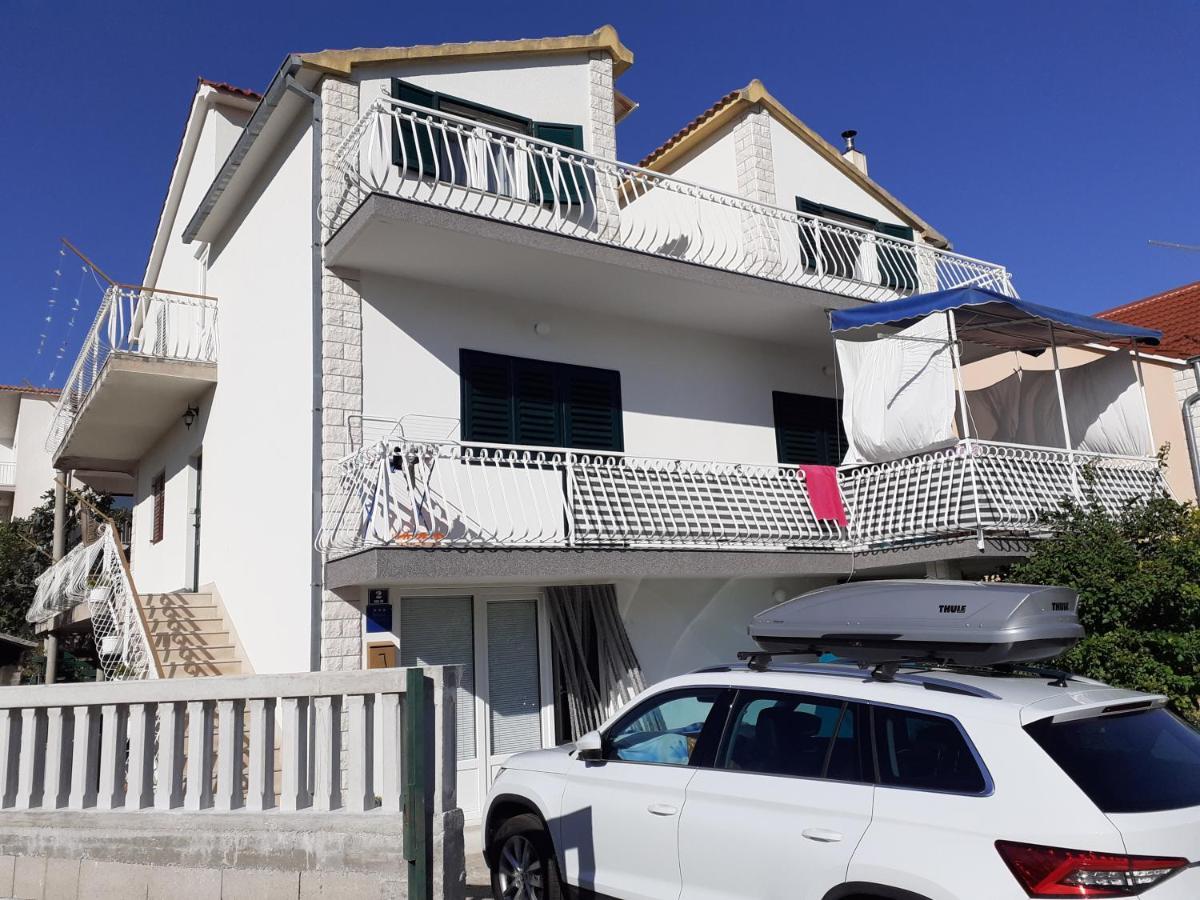 Apartments Hanna Grebastica Exterior photo