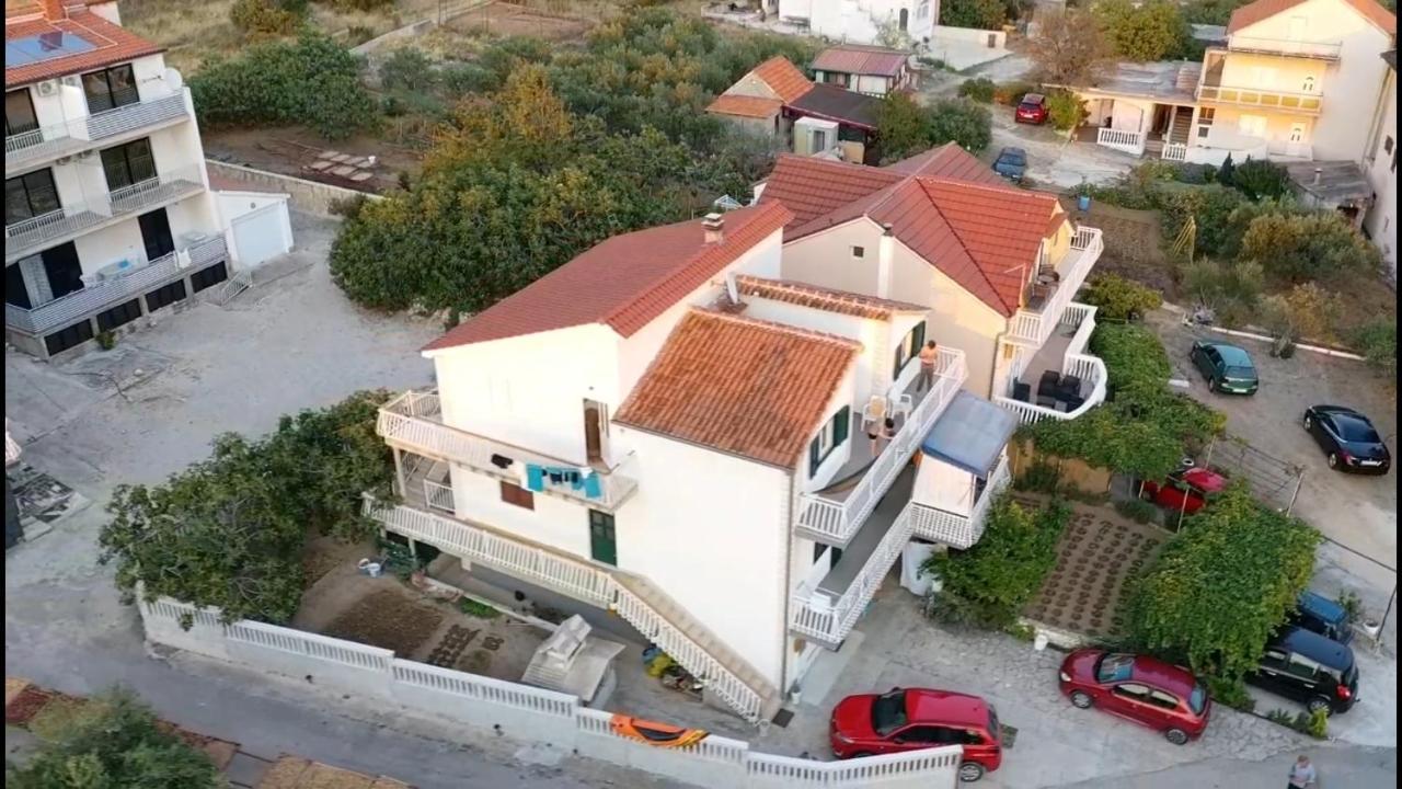 Apartments Hanna Grebastica Exterior photo